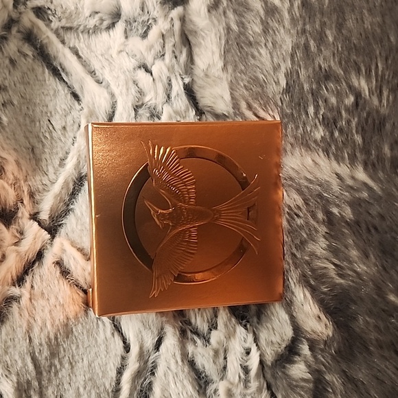 Hunger game highlighter, revolution - Picture 5 of 6